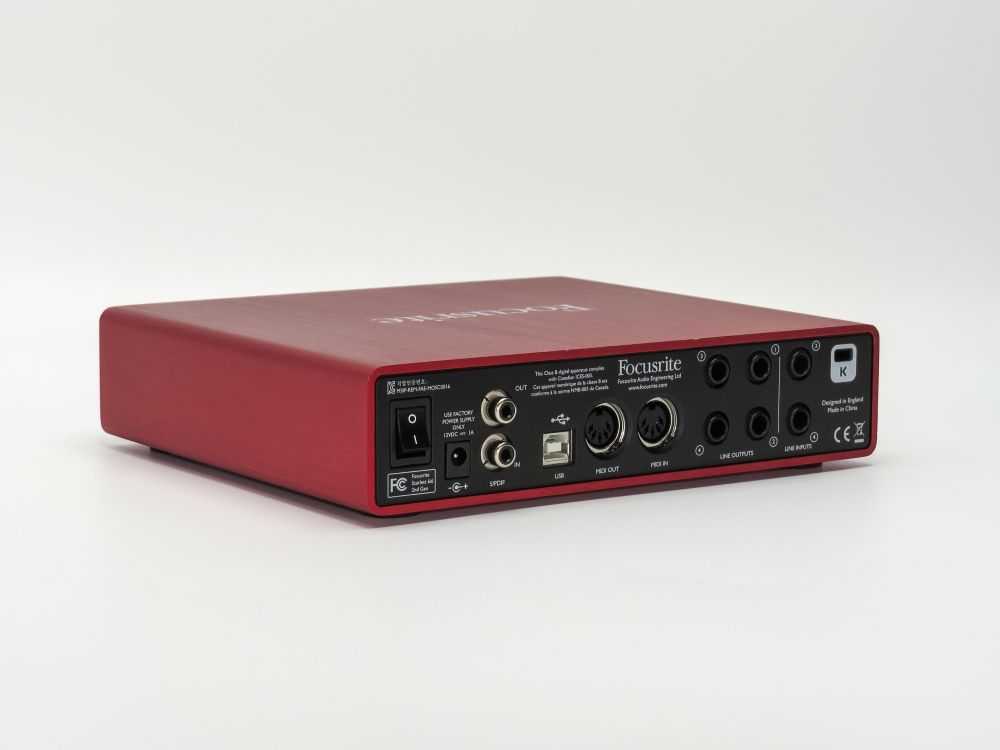TechRentals_Focusrite_Scarlett_6i6_25.jpg