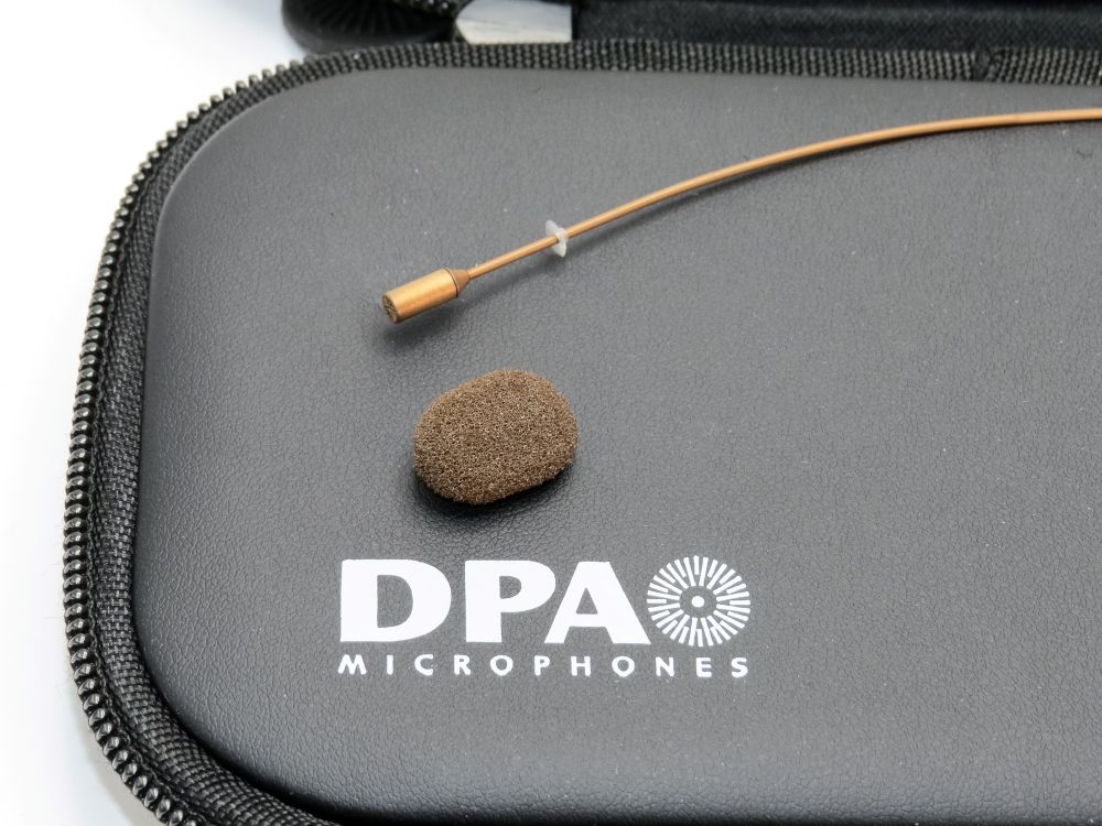 TechRentals_DPA_6066_Brown_Headset_Mic_03.jpg