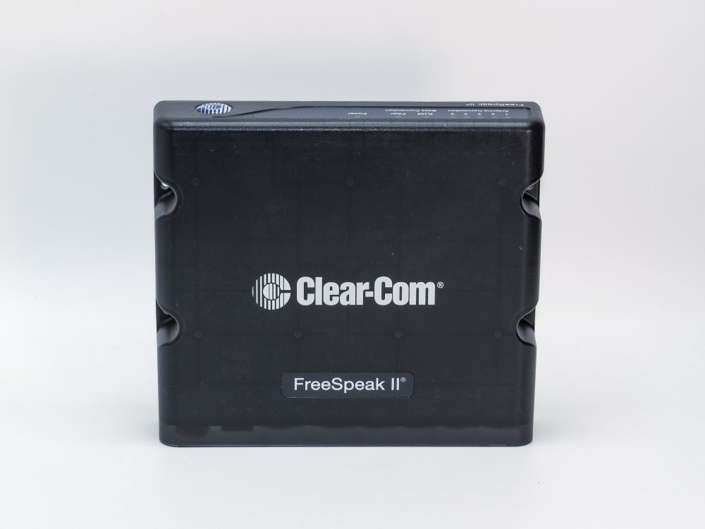 TechRentals_Clear-Com_FreeSpeak_II_Antenna_Splitter_01.jpg