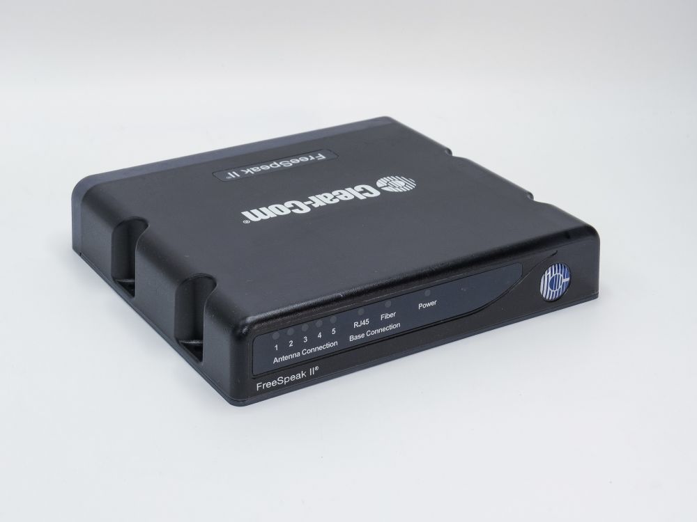 TechRentals_Clear-Com_FreeSpeak_II_Antenna_Splitter_07.jpg